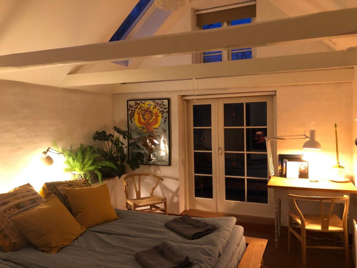 Kardemommehuset Bed & Breakfast Vester-Skerninge Bagian luar foto